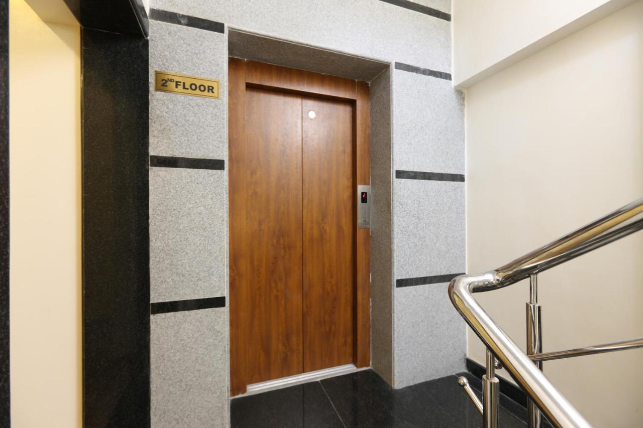 Hotel Rich Inn Csennai Kültér fotó